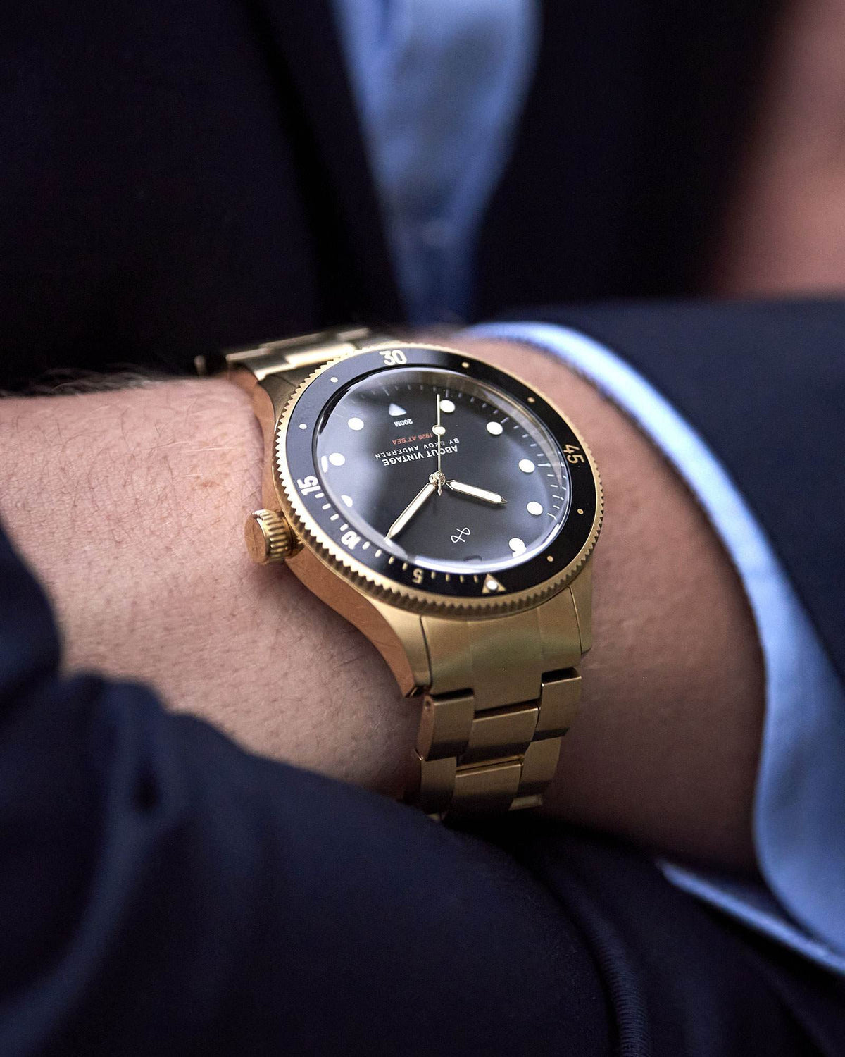 About Vintage - 1926 At'sea, Gold / Black #Strap_3-Link