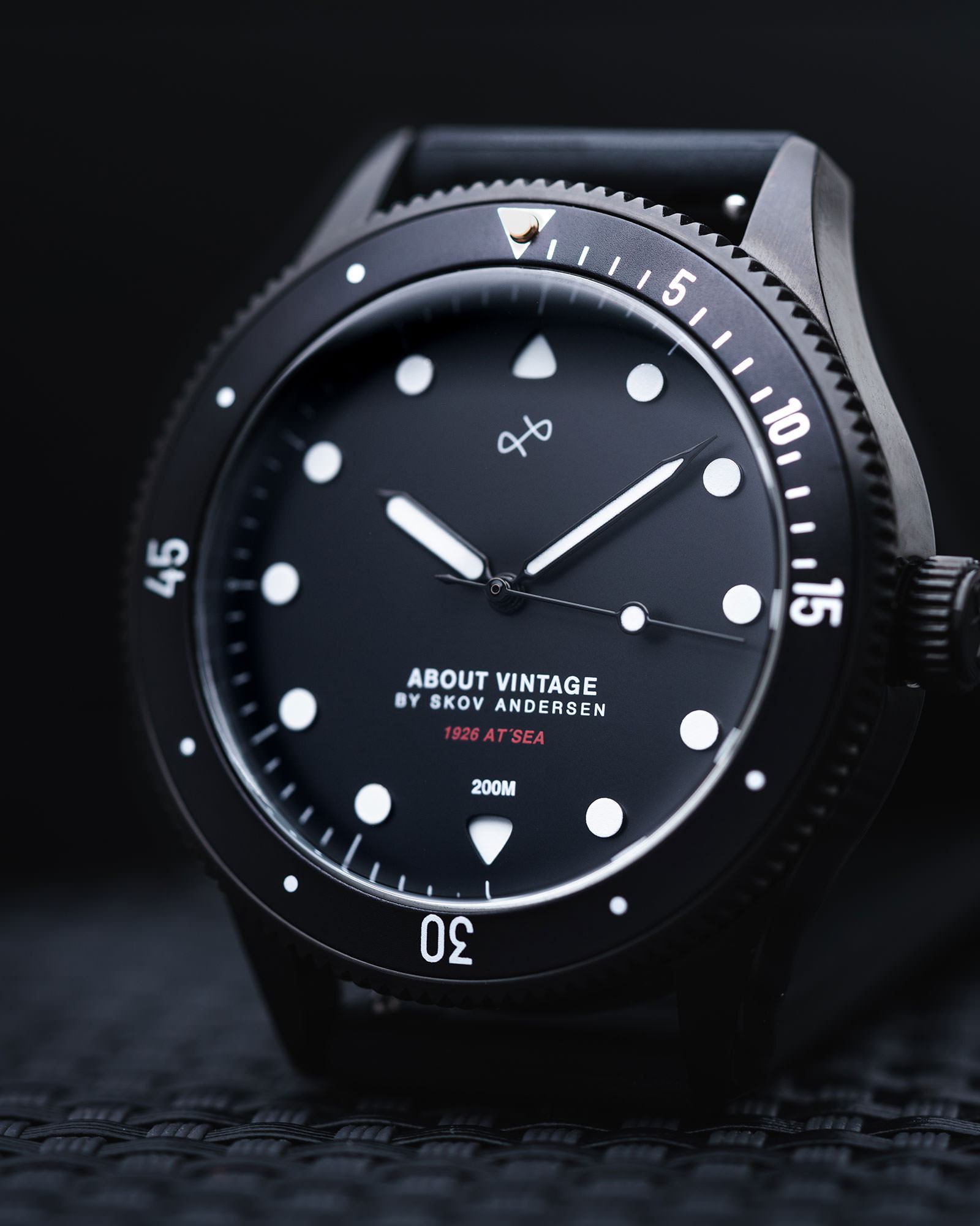 About Vintage - 1926 At'sea, All Black / Black