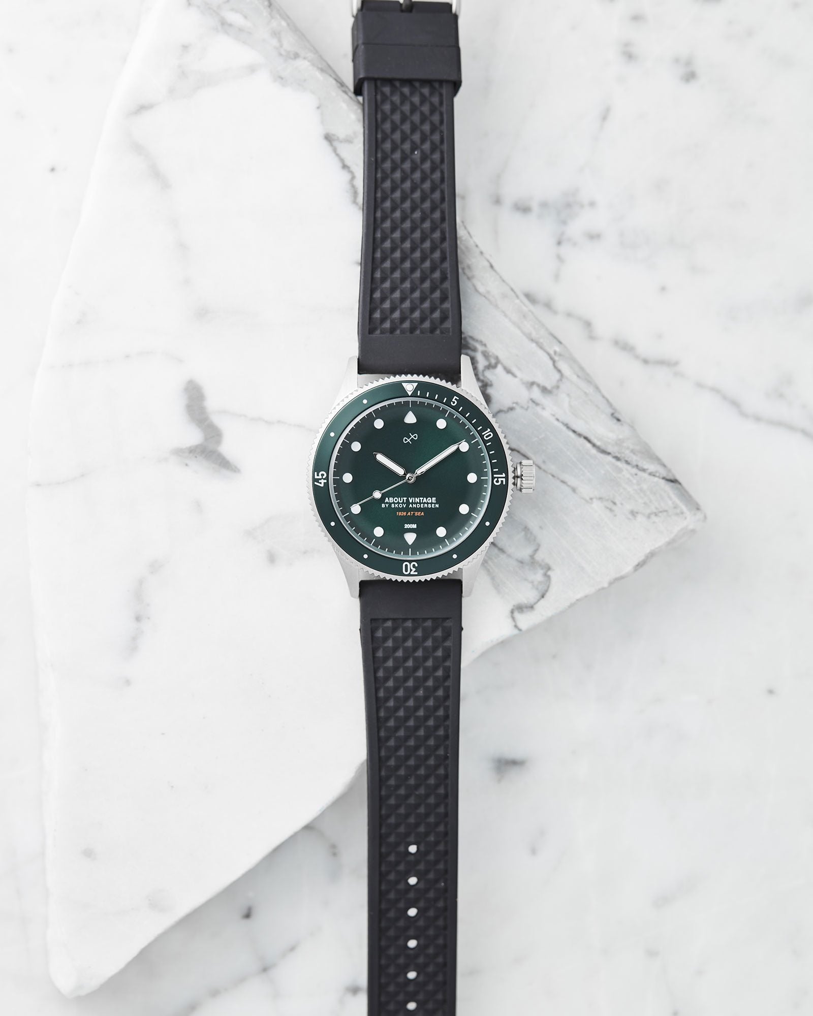 1926 At'sea, Steel / Green Sunray