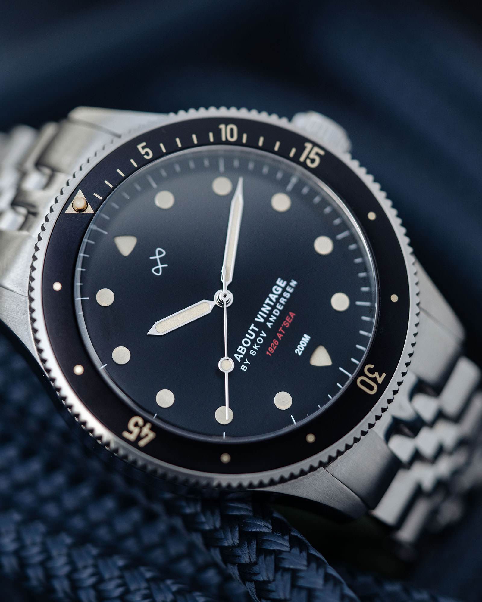 1926 At'sea, Steel / Black Vintage