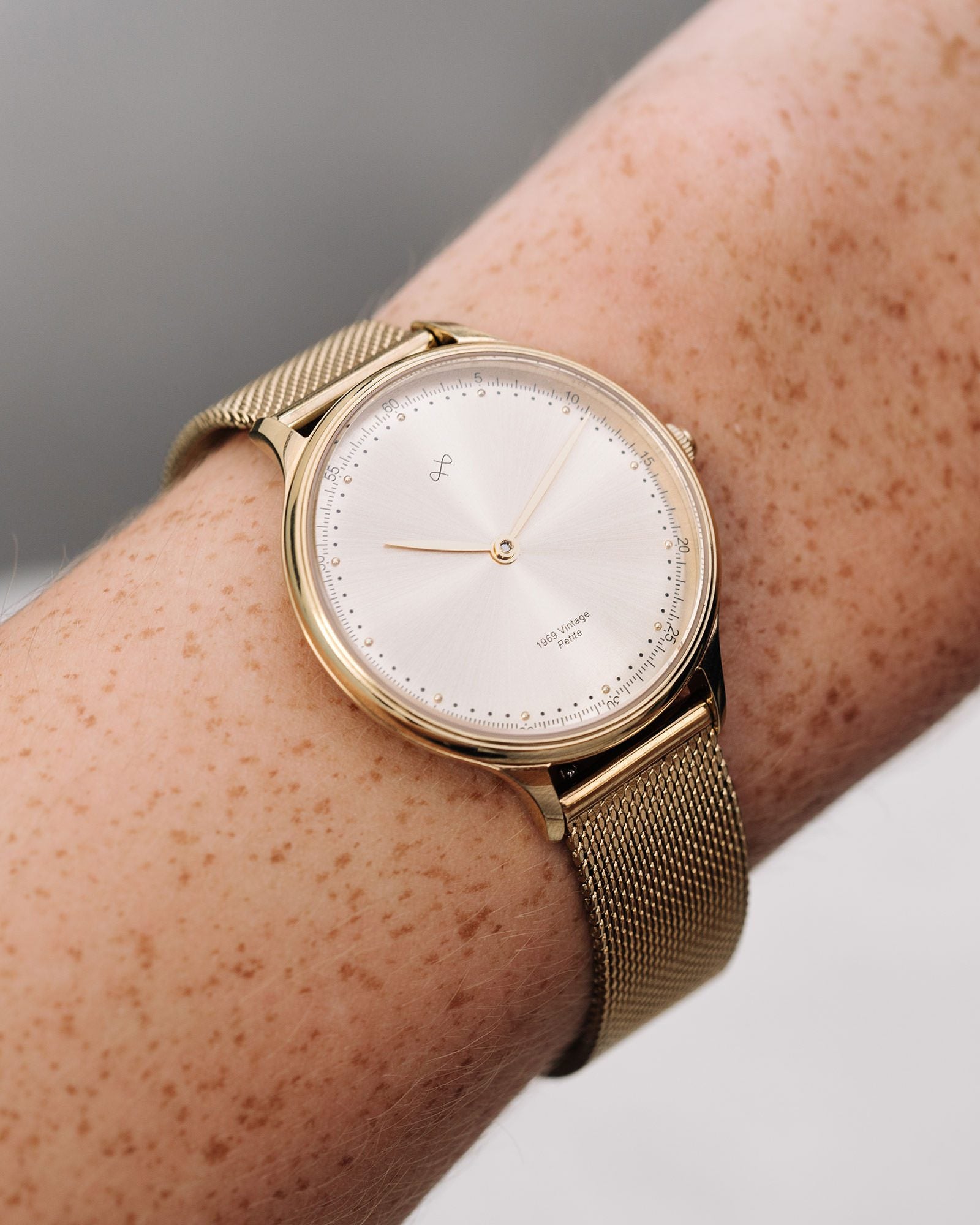 1969 Petite, Gold / Gold Sunray