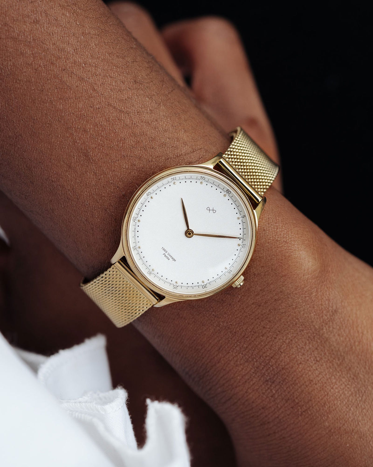 About Vintage - 1969 Petite, Gold / White #Strap_Mesh Gold