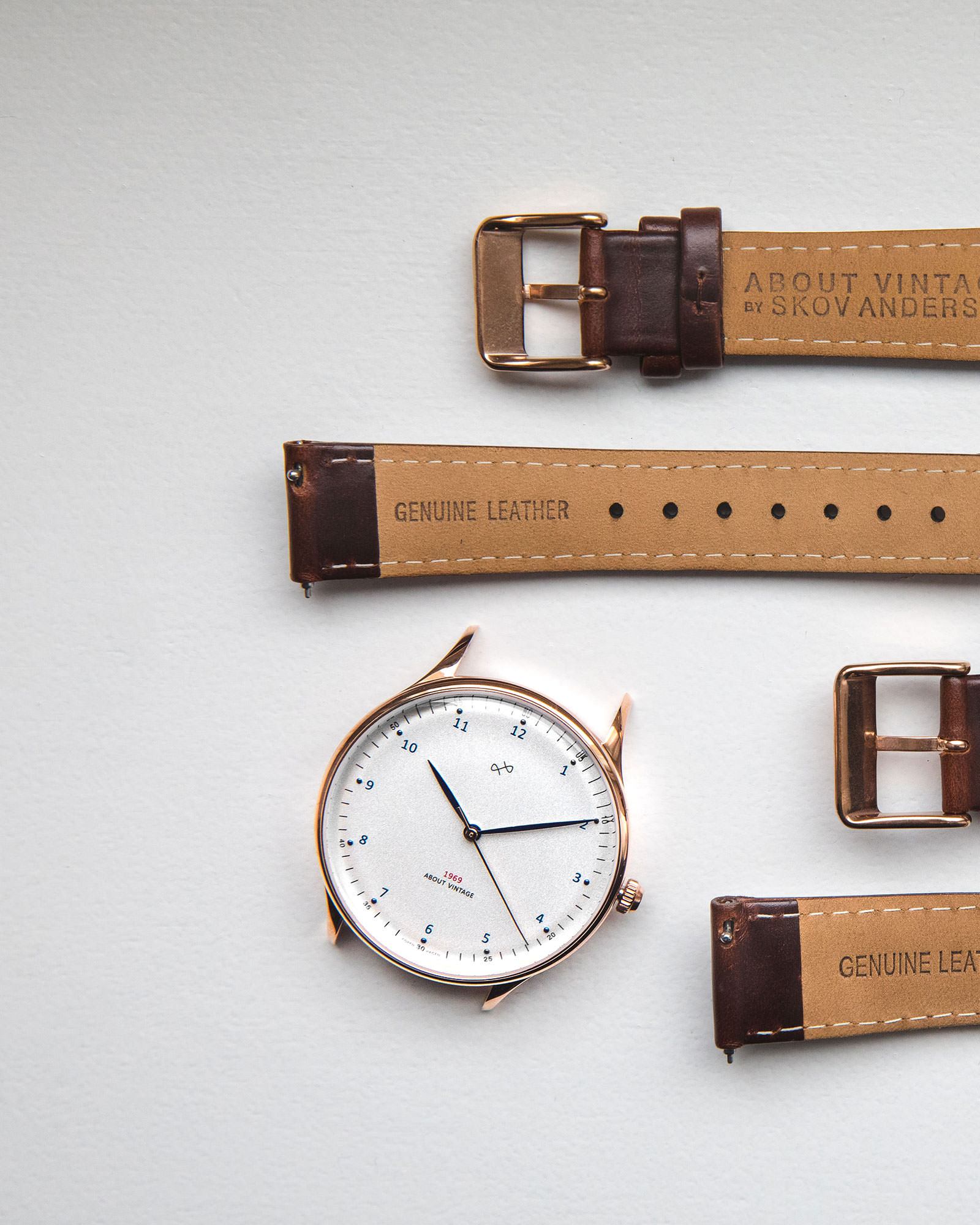 1969 Vintage, Rose Gold / White