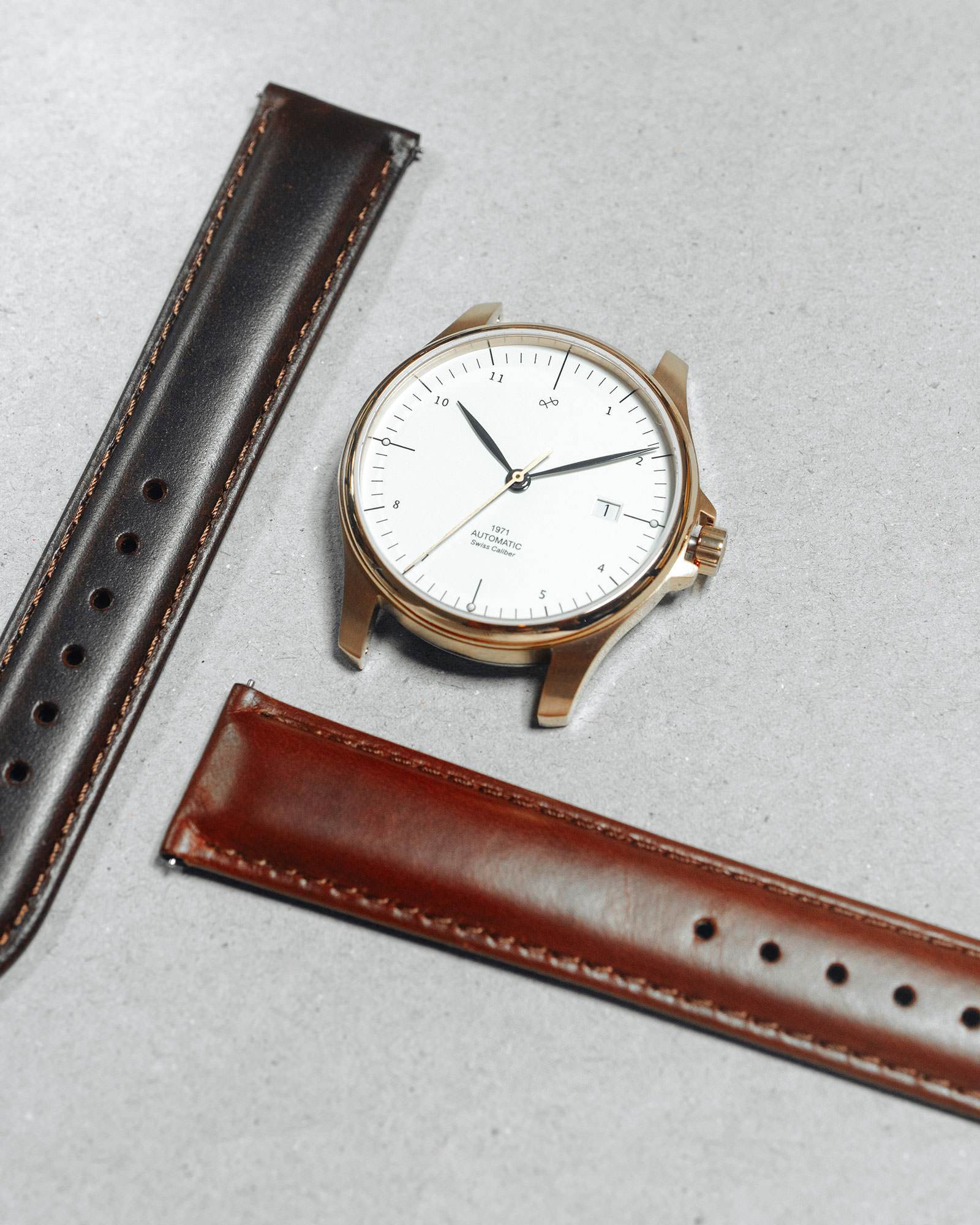1971 Automatic, Gold / White - Swiss Made