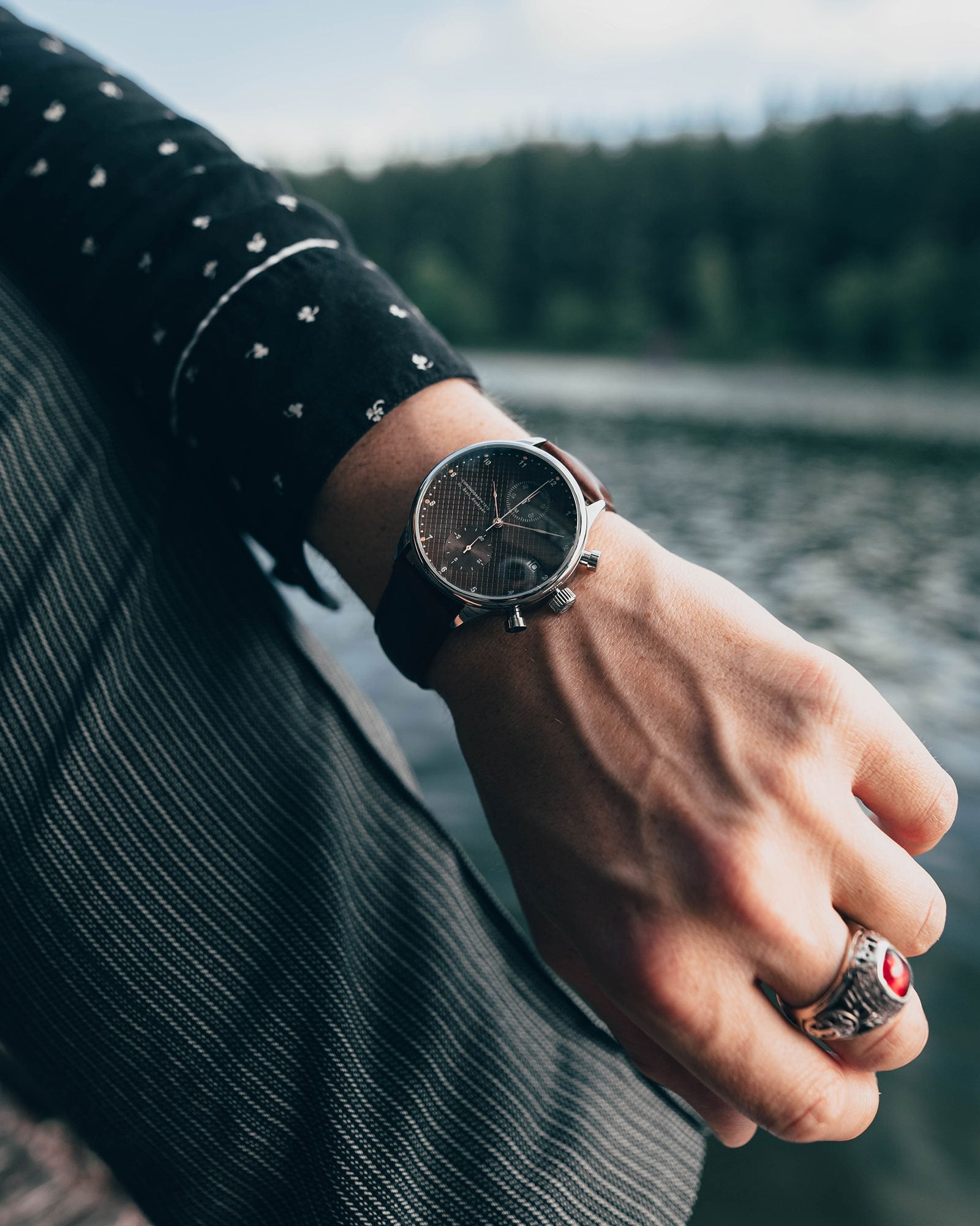 About Vintage - 1815 Chronograph, Steel / Brown Turtle Rose (Limited edition)