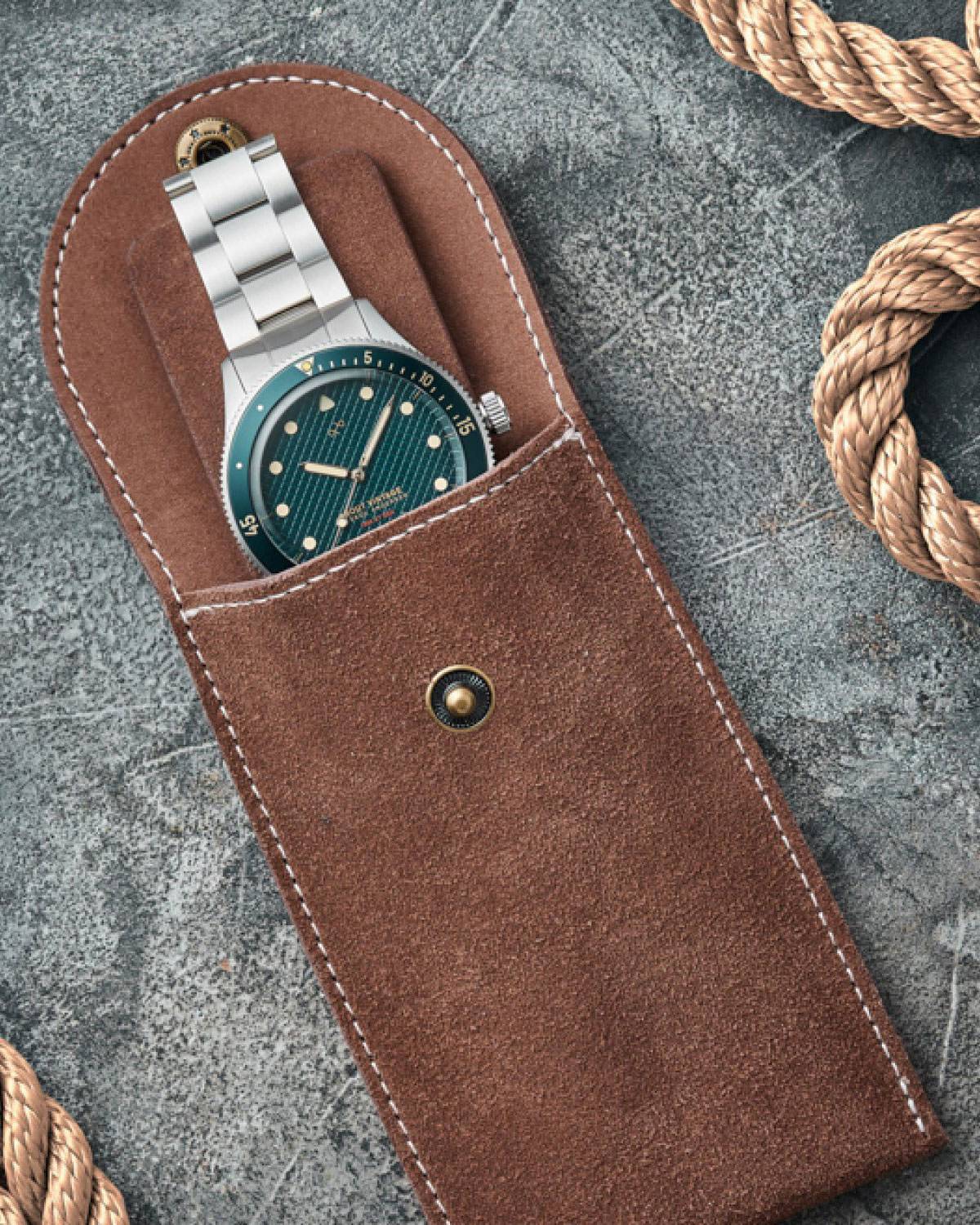 About Vintage - Watch Pouch - Brown
