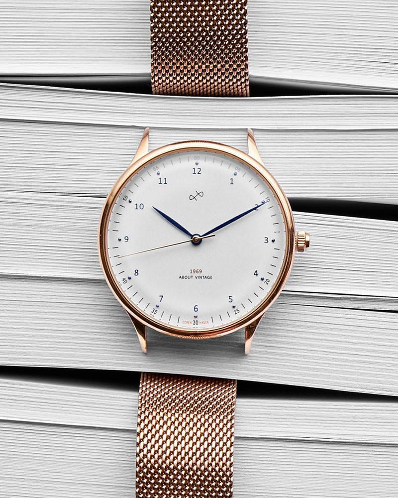 1969 Vintage, Rose Gold / White