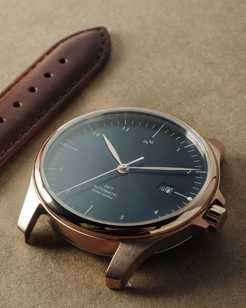 1971 Automatic, Rose Gold / Black - Swiss Made