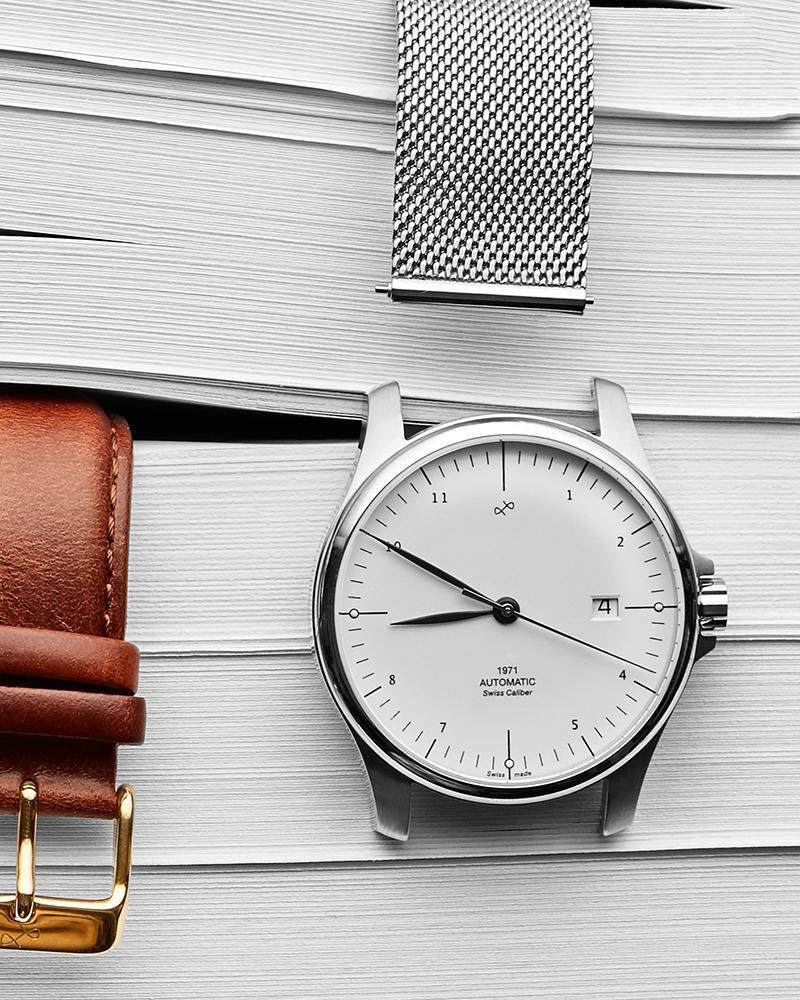 About Vintage - 1971 Automatic, Steel / White - Swiss Made