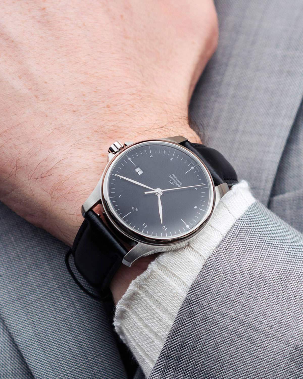 1971 Automatic, Steel / Black - Swiss Made