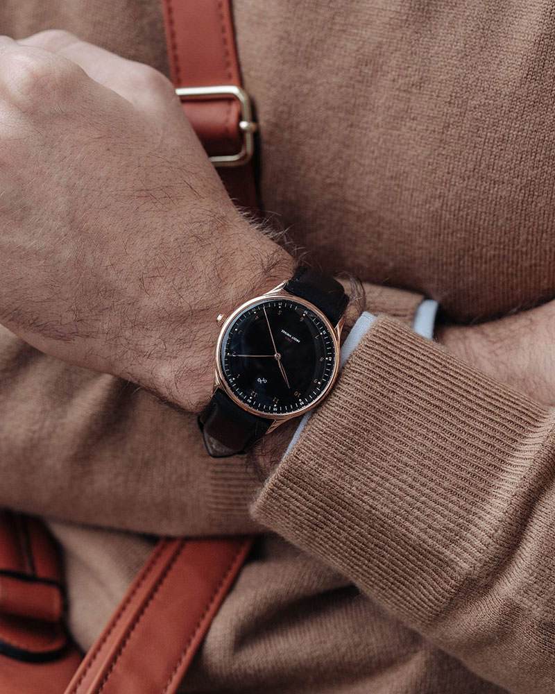 1969 Vintage, Rose Gold / Black